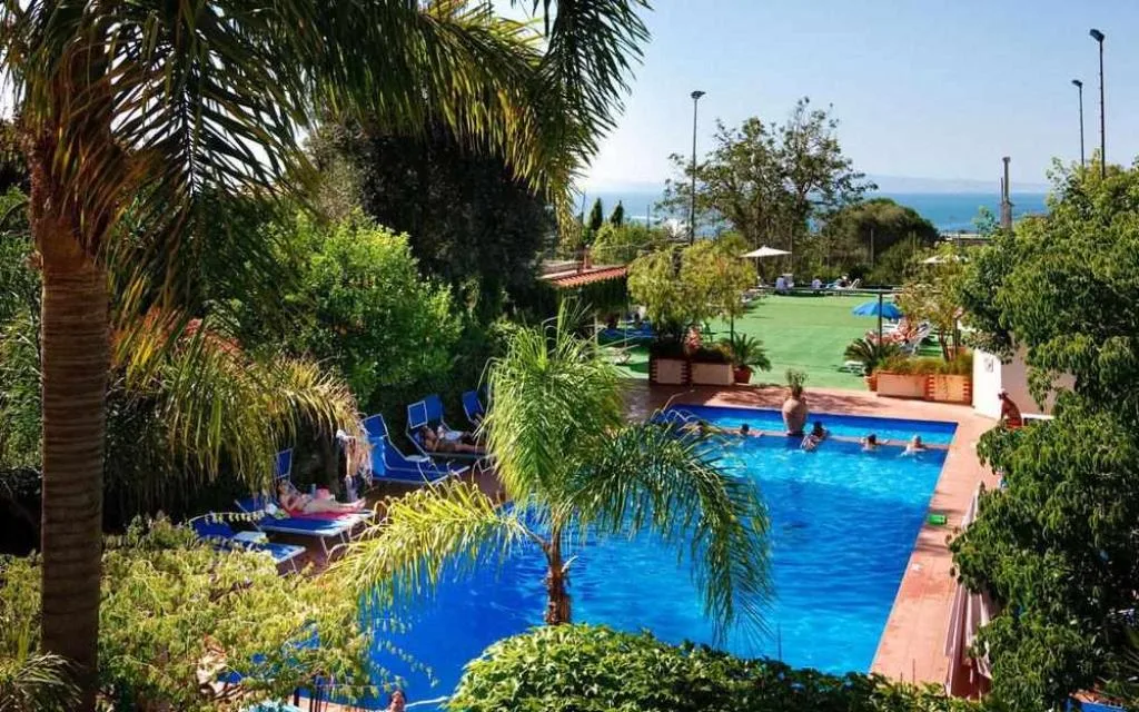 Piscina