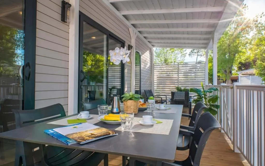Veranda Lodge Deluxe