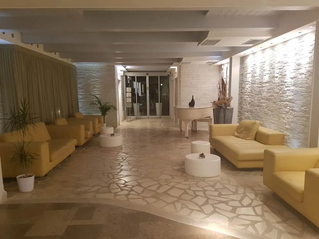Hall
