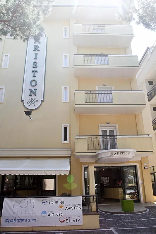 Esterno