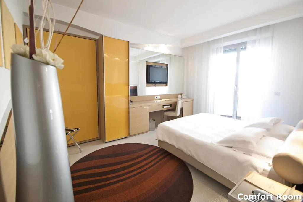 Comfort Room