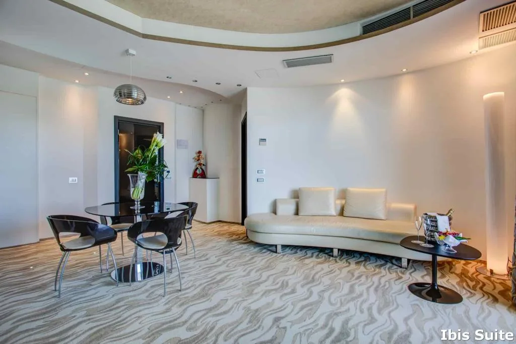Suite Ibis