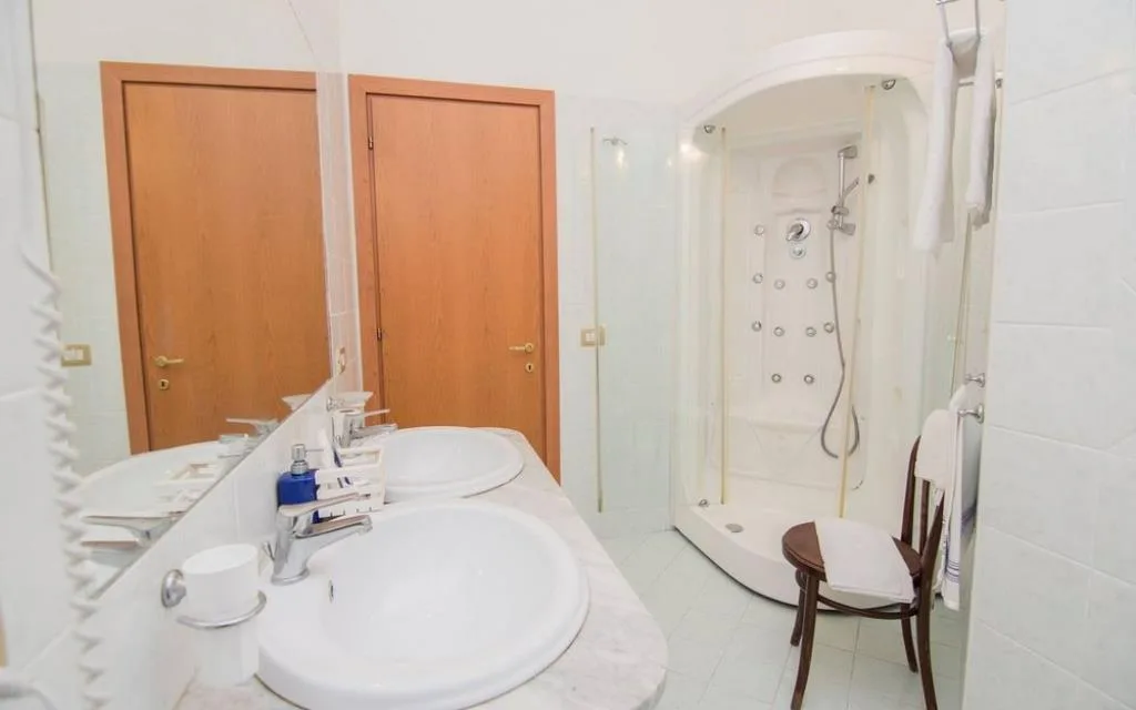 Bagno Junior Suite